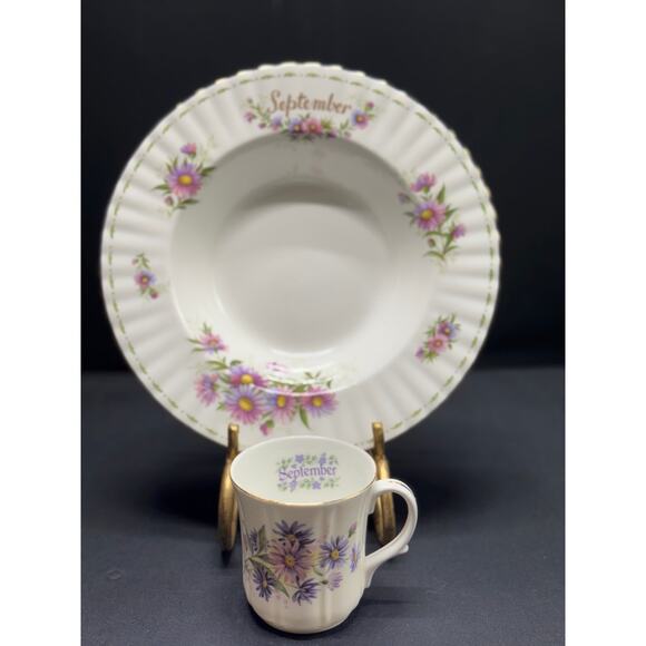 Royal Albert Bone China September Bowl & Duchess September Teacup – Daisies - Picture 4 of 15